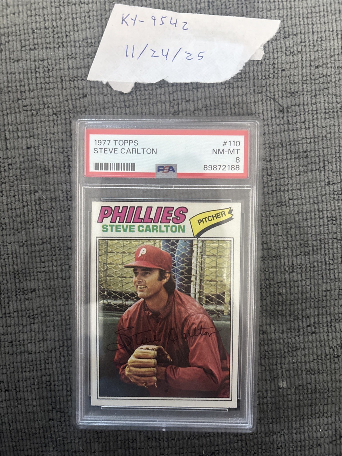 1977 Topps - Steve Carlton #110 PSA8