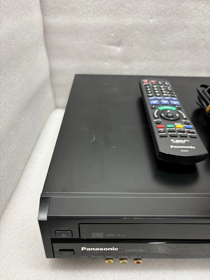 Panasonic DMR-EX99V DVD VHS HDD Video Recorder Kombigerät HDMI High End Getestet - Bild 2 von 4