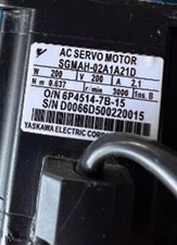 New In Box YASKAWA SGMAH-02A1A21D Servo Motor SGMAH02A1A21D