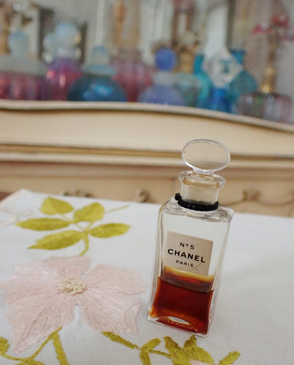 VTG 1940s Chanel No. 5 w DOT Real Perfume 1/4 0.25 Oz Splash