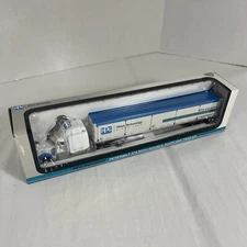 SpecCast 32923 PPG 1:64 Peterbilt 379 Double Door Van Trailer Die Cast