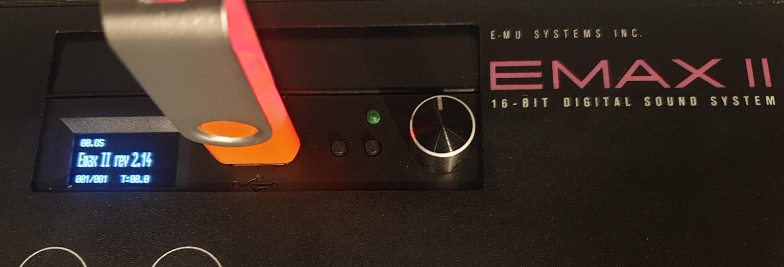 Emu Emax II Emulator avec clé USB de sons et OS pour studio