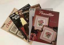 Leisure Arts Holiday Cross Stitch Pattern Leaflets Vintage Varied Lot Of 5