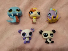 lps lot of 5 includes pandas, walrus, octopus, cat and 
