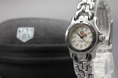 Near MINT TAG Heuer Professional S/EL 200m WG1412-0 White Quartz Ladies Watch - Image 1 of 4