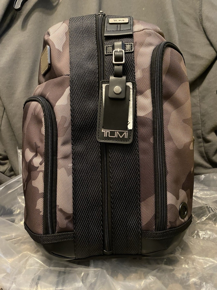 TUMI 157064-E675 Higgins Sling Ballistic Nylon Bag Camouflage Camo 