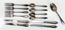 PICKWICK by WM Rogers Mfg Co Antique Silverplate - 13 Pieces Dinner Set Knife