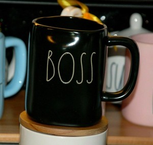 rae dunn boss mug