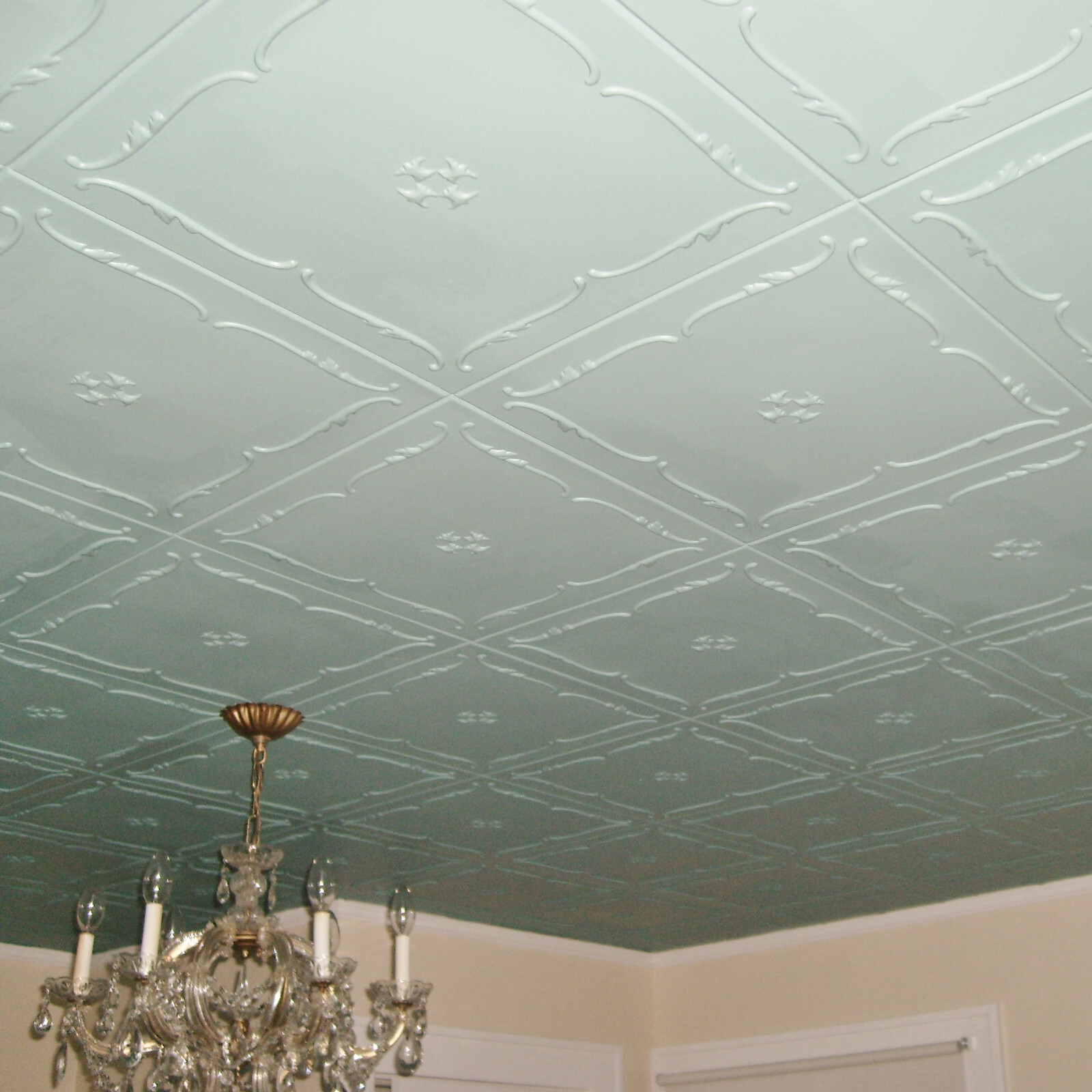 Décor Ceilings R5W Atena White Foam Glue-Up Ceiling Tile 20x20 Pack/48 (126 s/f)