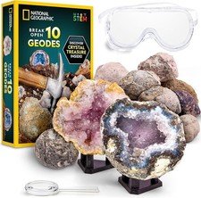 National Geographic Break Open 10 Premium Geodes STEM Kit