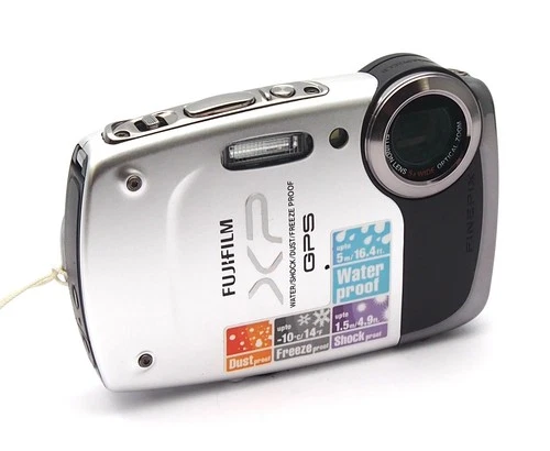 Fujifilm XP30 Finepix 14.0MP Compact Digital Camera + USB Charger - UK Dealer