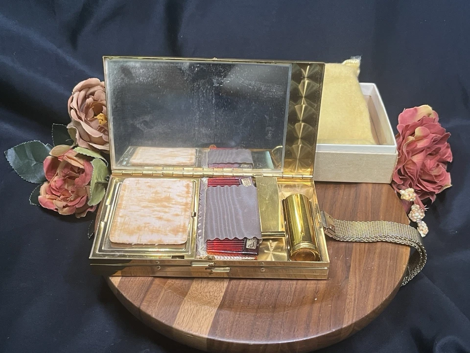 Exquisita muñeca sin asas de tocador madreperla vintage de los años 50 MOP estuche de maquillaje Foto 3 de 4