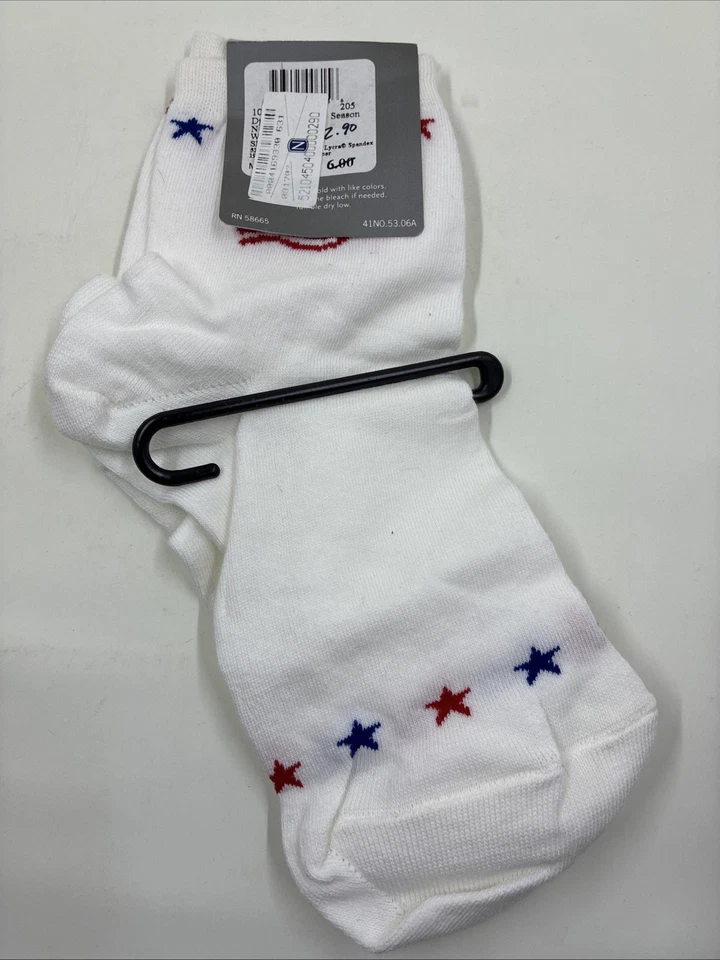 VTG Nordstrom Patriotic White Women’s Socks, American Flag, Red And Blue Stars L - Image 4 of 4