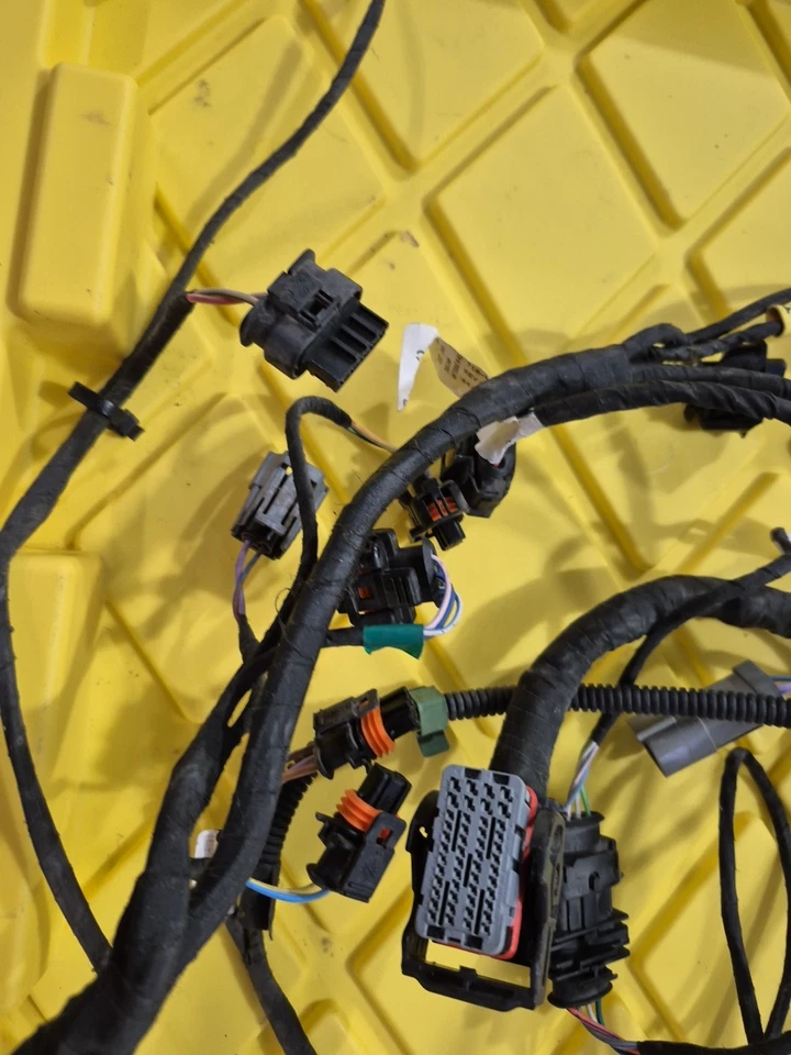 12 Can Am Spyder RT Roadster Sub Wire Wiring Harness 710001865 - Image 3 of 4