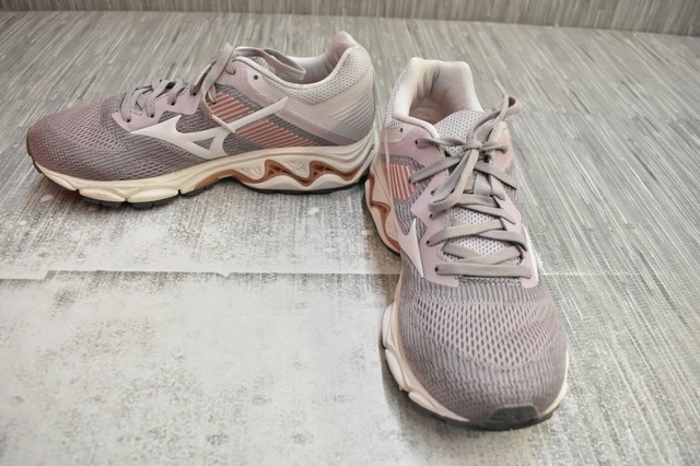 mizuno wave rider 16 womens size 8.5