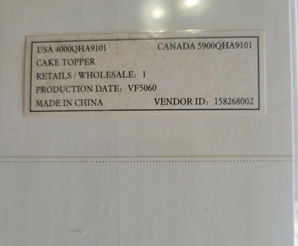 VTG NOS Sealed 2005 Hallmark Wedding Cake Topper Two Hearts One Love Keepsake - Image 2 of 4