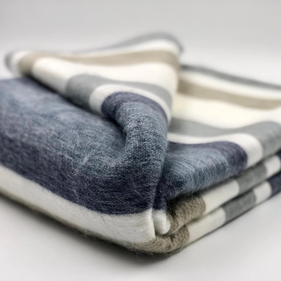 SOFT & WARM STRIPED ALPACA LLAMA WOOL BLANKET PLAID QUEEN THROW 90"x65" - Image 2 of 4