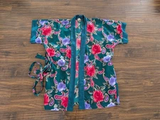 Size S Dark Green with Pink Roses Short Sleeve Women Kimono Robe Fantasies