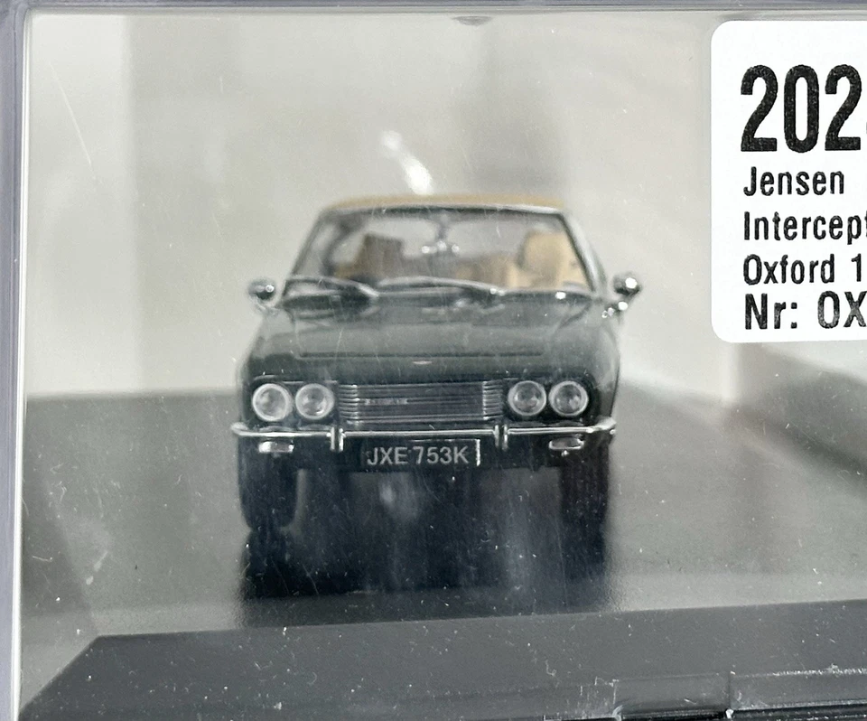 Oxford 1:43 - Jensen Interceptor MkIII (Oakland Green) - JI008 RARE - Image 3 of 4
