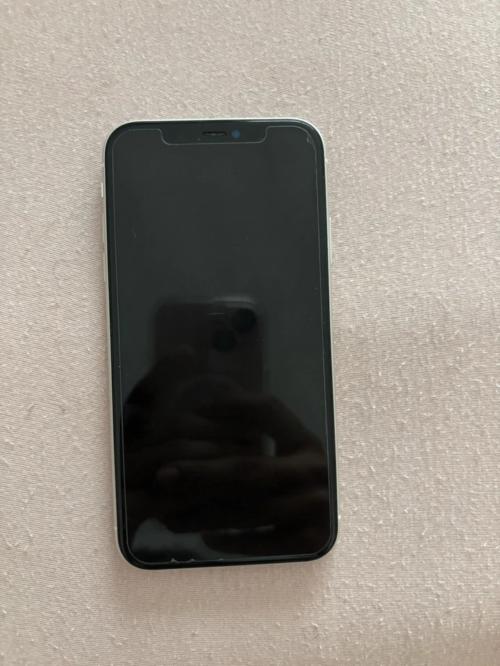 Apple iPhone 11 · 64GB, Foto 2 von 5