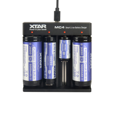 Xtar MC4 Li-ION 18650 USB Ladegerät 4 Schächte mit Netzteil