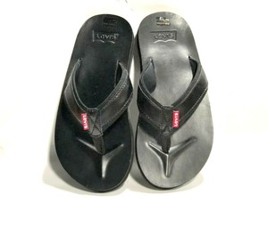 levi's men's flip flops thong sandals