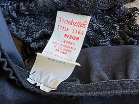 624 TRENDSETTERS Med Black Lace Hi Cut String Bikini Brief #1169 VINTAGEk.;
