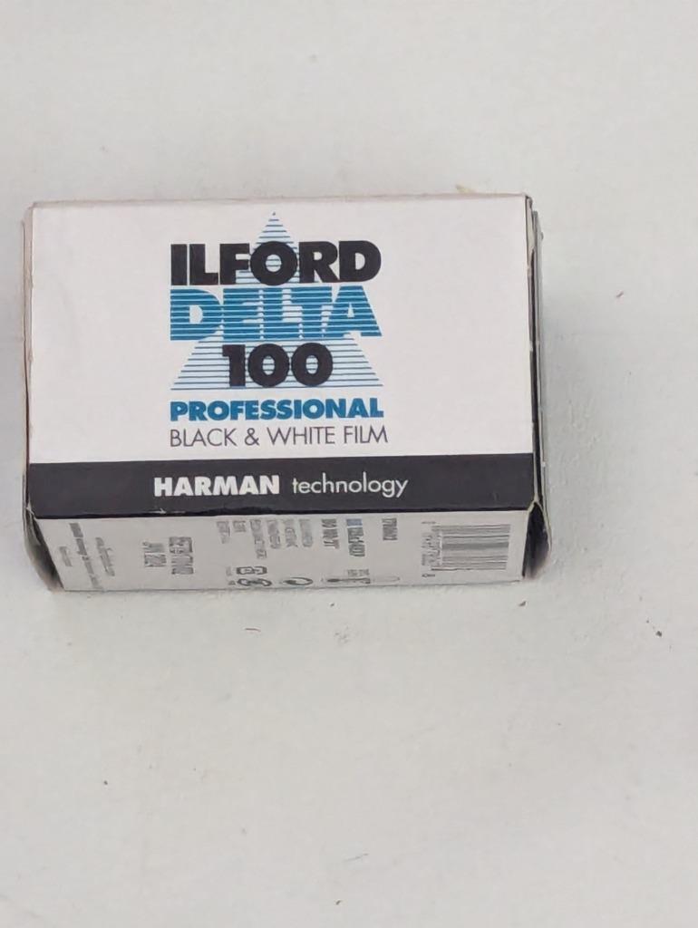 35mm Film Ilford Delta 100 4x5 DELTA 100 PROFESSIONAL Sheet Film