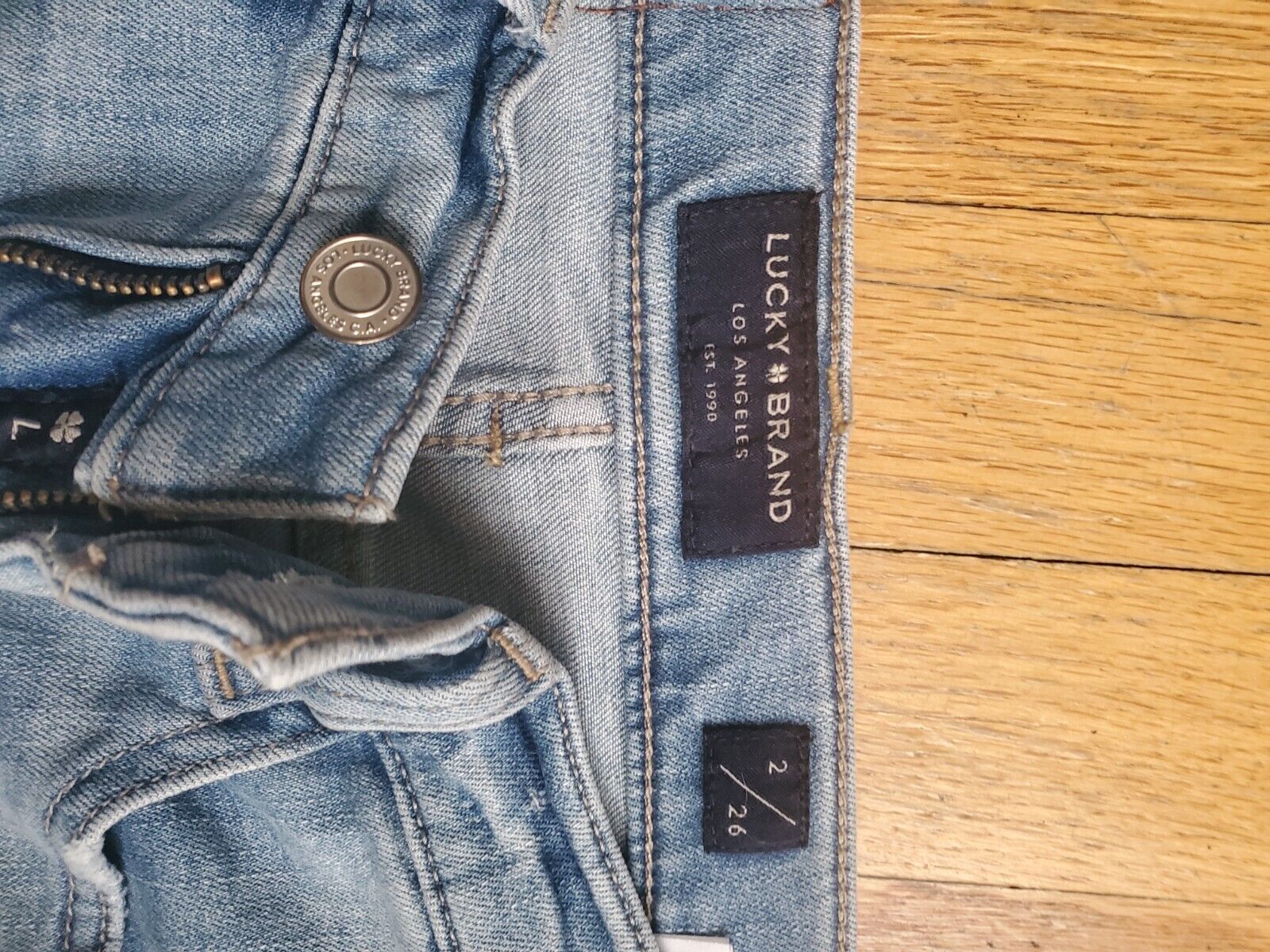 Lucky Brand jeans size 26 - image 4
