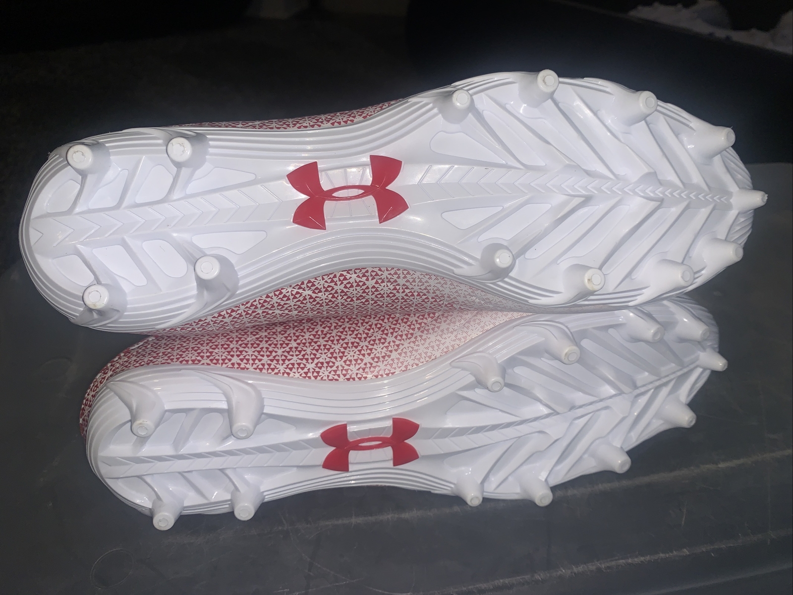 New Mens UNDER ARMOUR HIGHLIGHT SELECT Football Cleat RED/WHT 3000418-601 Sz 11