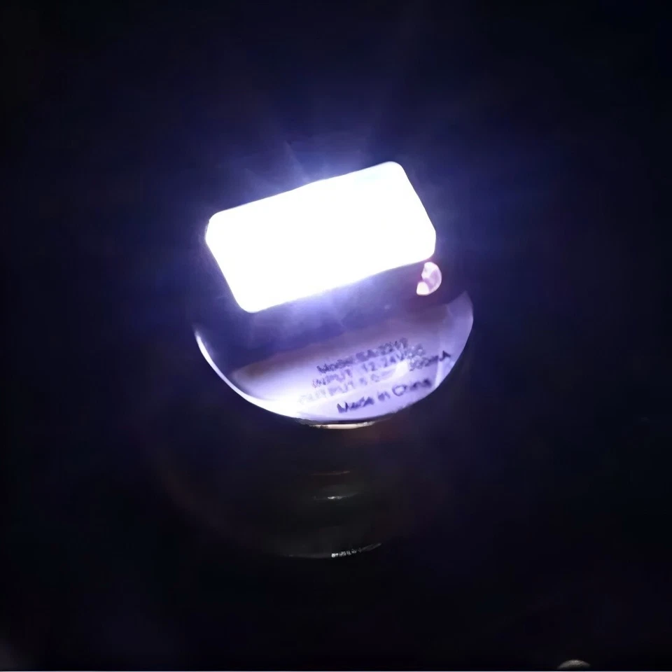 Mini USB Coche Atmósfera Luces LED Encendedor Luces Decorativas Lámpara Foto 2 de 4