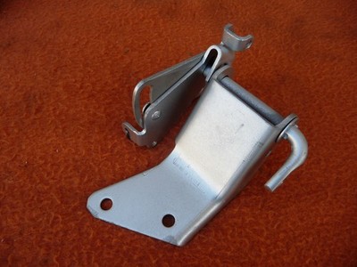 1957  Ford accelerator kickdown linkage with auto transmission used FoMoCo