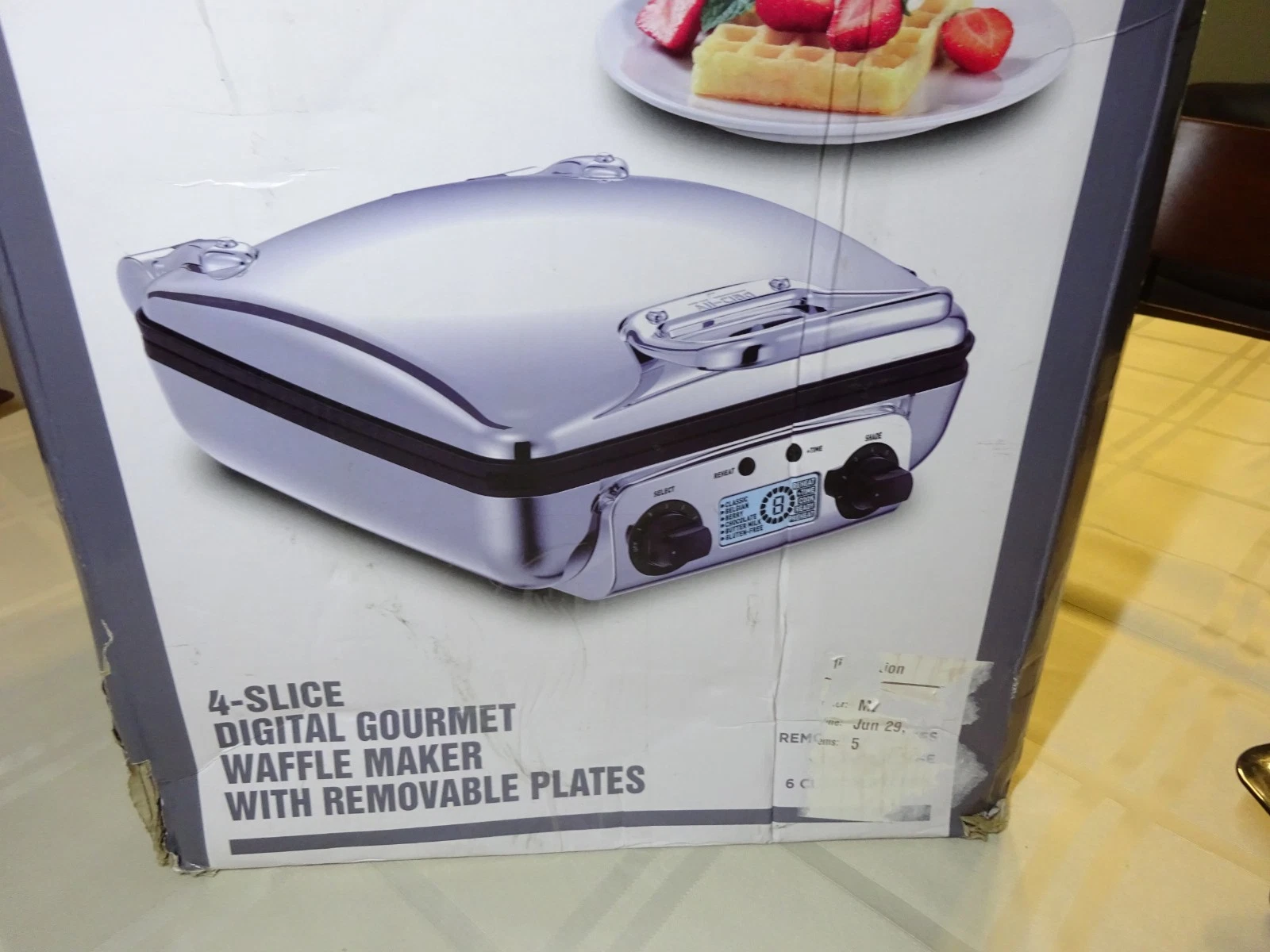 All-Clad 4-Slice Digital Waffle Maker with Removable Plates Model WD824D51