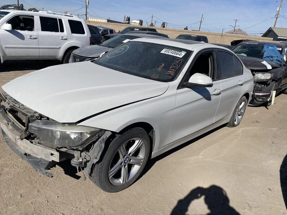 Driver Left Rear Window Regulator Fits 12-18 BMW 320i 26963918 — 第 3/4 张图片