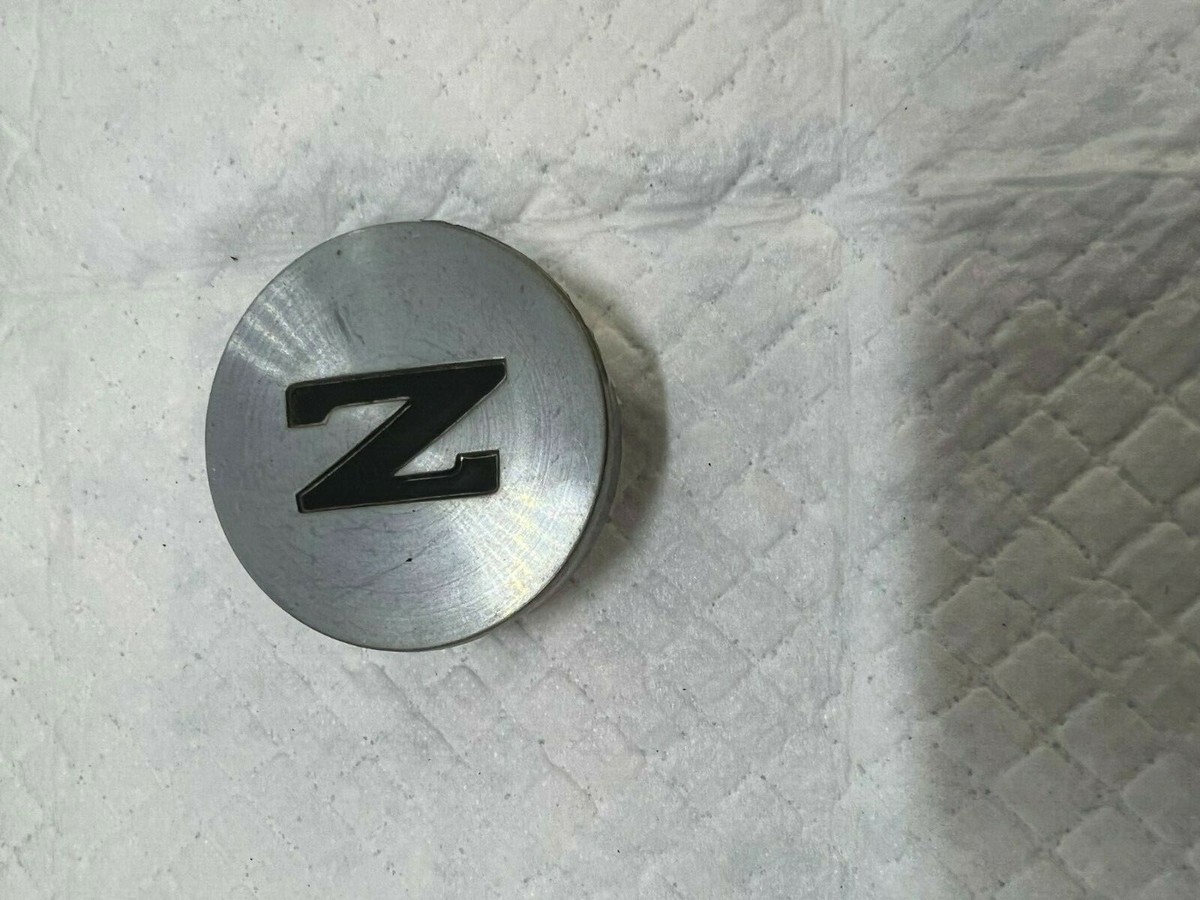 1984-1986 Nissan 300zx Center Caps for alloy rims 40343-03P00 OEM