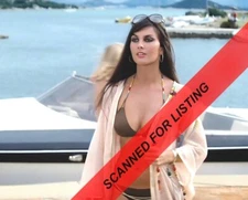 JAMES BOND / Hammer horror GIRL Caroline Munro IN BATHING SUIT 8X10 PHOTO #8951