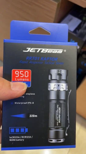 Linterna táctica Jetbeam RRT01 Raptor atenuación continua EDC con batería 18350 - Vídeo 1 de 1