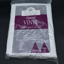 Sealed Queen Vinyl Mattress Cover Zippered and Waterproof Deep Fit Protector