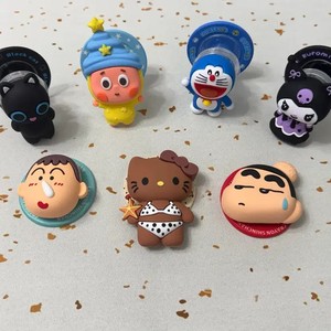 Character MagSafe Grip Tok