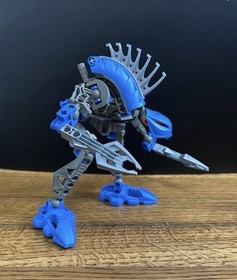 2003 LEGO Bionicle Guurahk #8590 