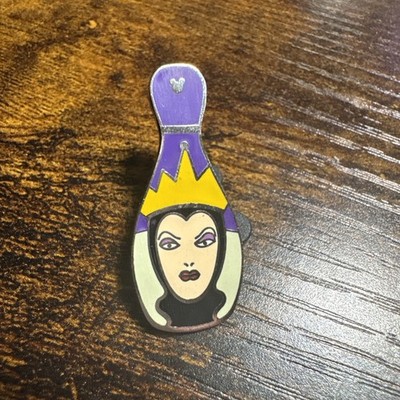 Disney Pin Evil Queen Hidden Mickey Villain Bowling Pin 2008