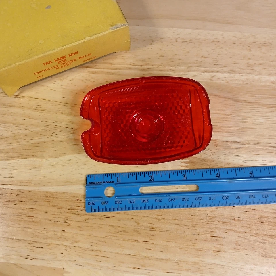 Lente de luz trasera para camioneta Chevrolet 1941-1953 GB 328 5937162 NOS Foto 4 de 4