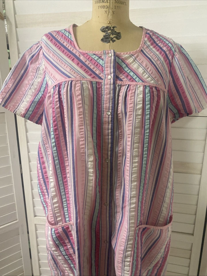 Vestido Rosa K Snap Up Perla Botón Casa Talla Bata Rayas Bolsillos Talla Grande Foto 2 de 4