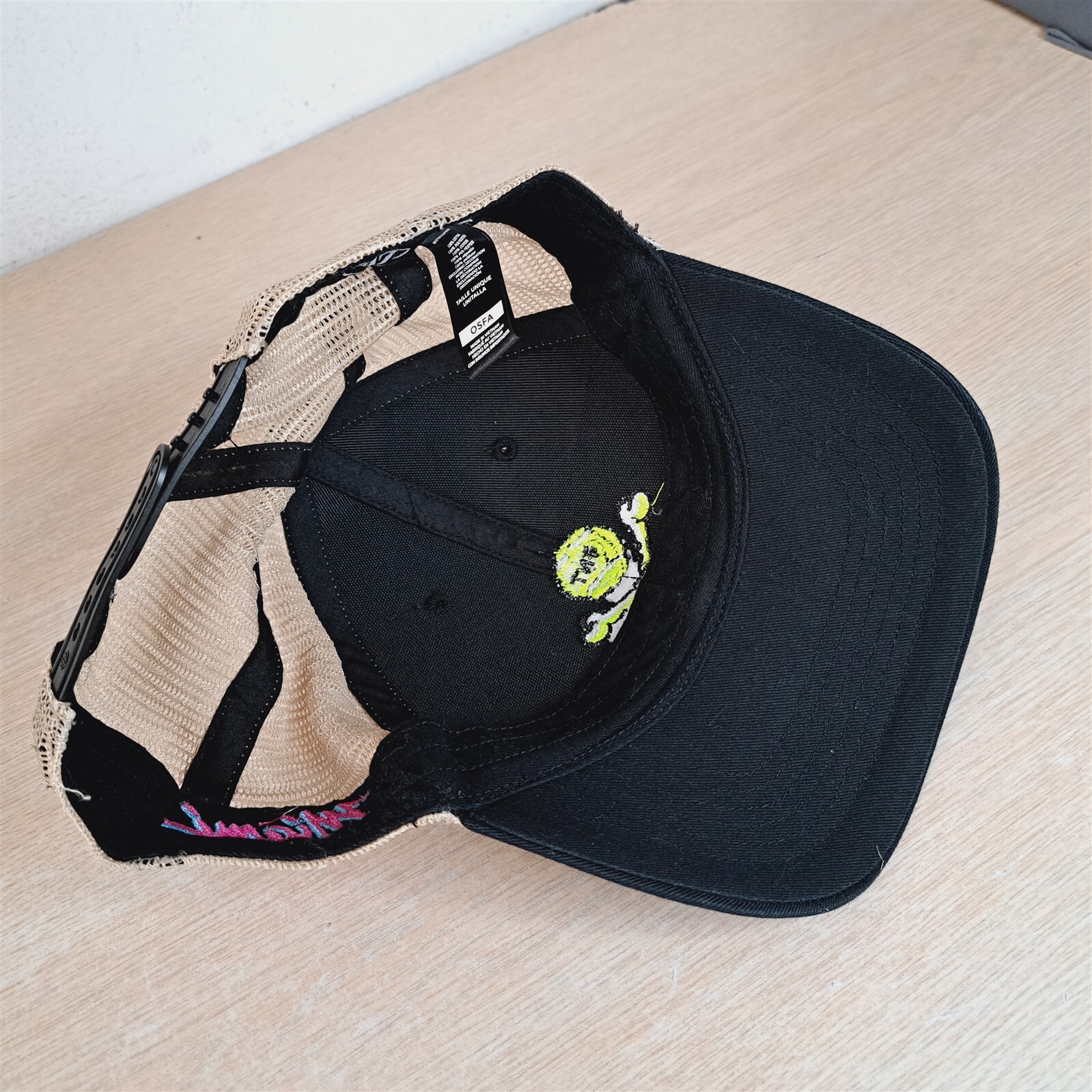 TNT BALL/CROSSBONES ADJUSTABLE SNAPBACK TRUCKER/M… - image 12