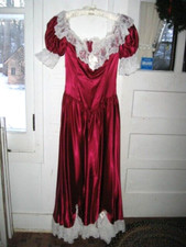 VINTAGE 1980 LORALIE ORIGINAL GLOSSY SATIN MAROON PROM BALL GOWN WHITE LACE - S