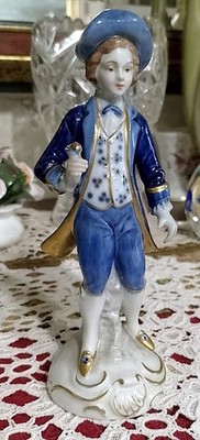 Antikes deutsches Sitzendorf Porzellan. Elegante Herren Sitzendorf Marke auf Unterseite