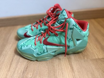 Nike Lebron 11 Christmas Edition 41 / 8 - 2013 