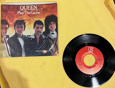 Queen Play the Game / A Human Body (Vinyl Record 45 RPM 1980 Elektra E-46652)