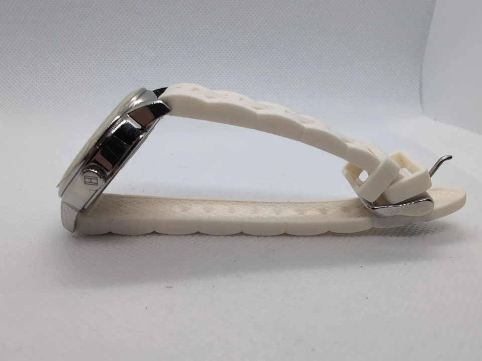 Tommy Hilfiger Mujer Correa Silicona Blanca Esfera Blanca 38mm Reloj Batería Nueva!  Foto 2 de 4