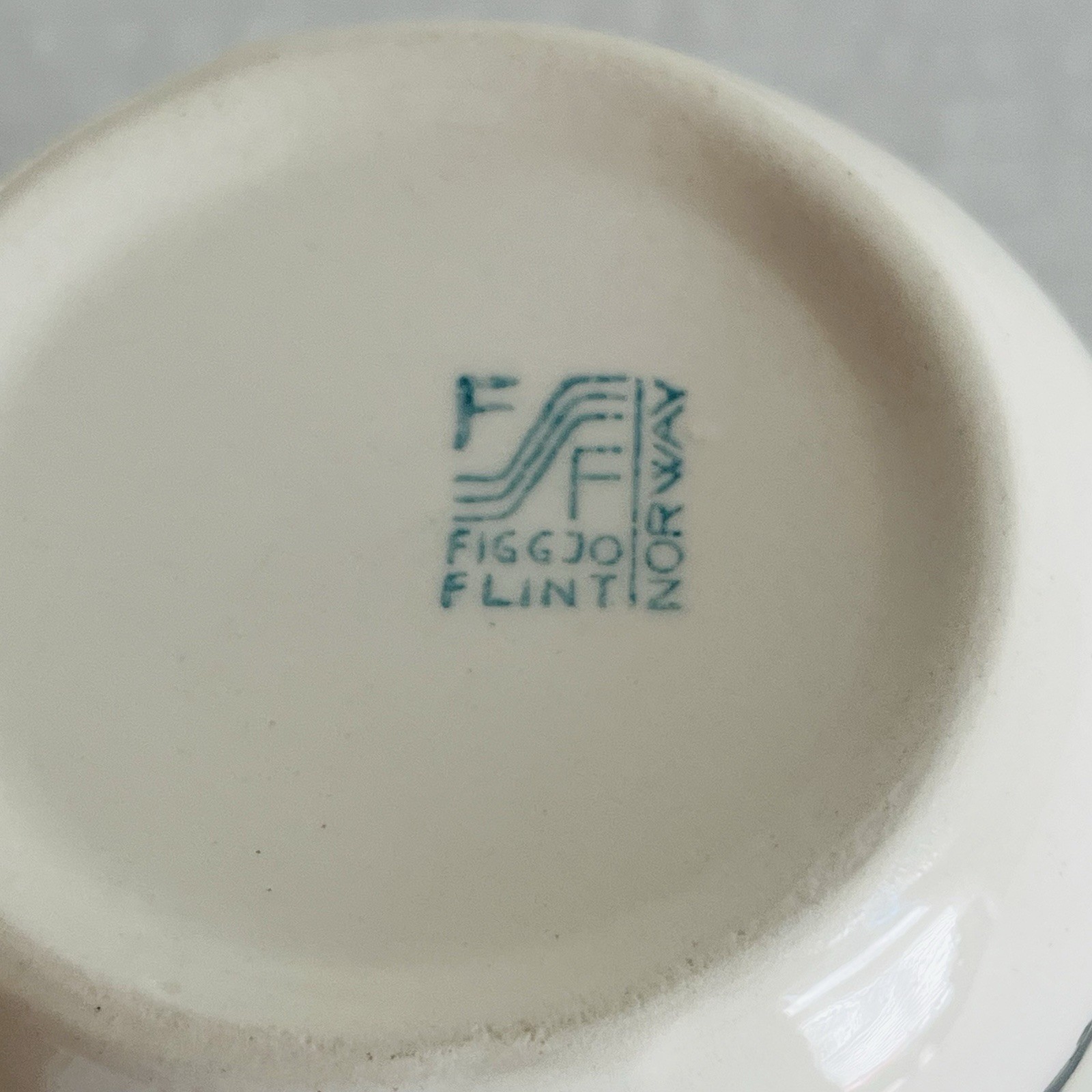 FIGGJO Flint Norway Hardanger Dancer Gravy Pitcher & Under Bowl Porcelain